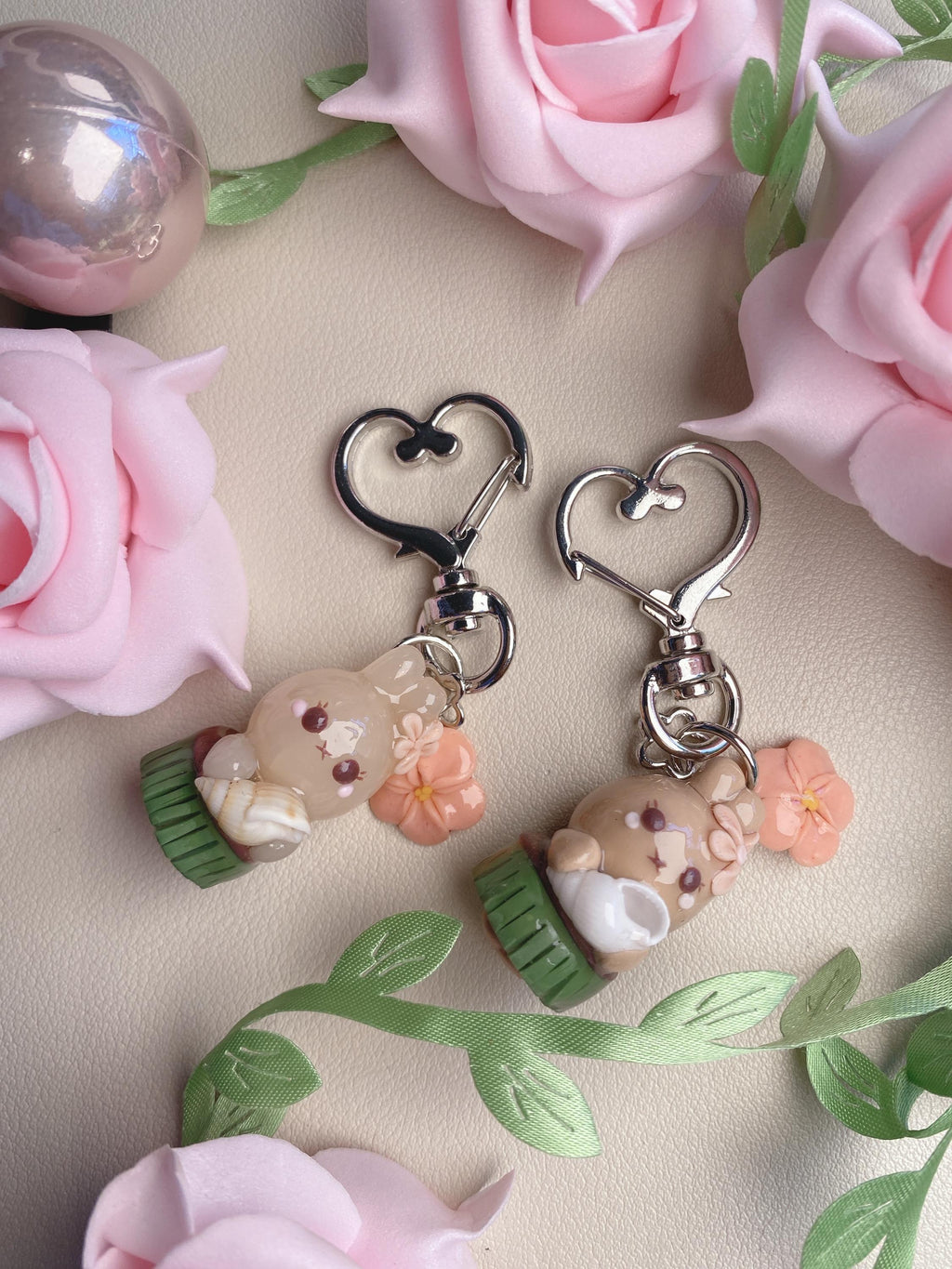 Kali and Kauna, the Hawaiian bunny keychains